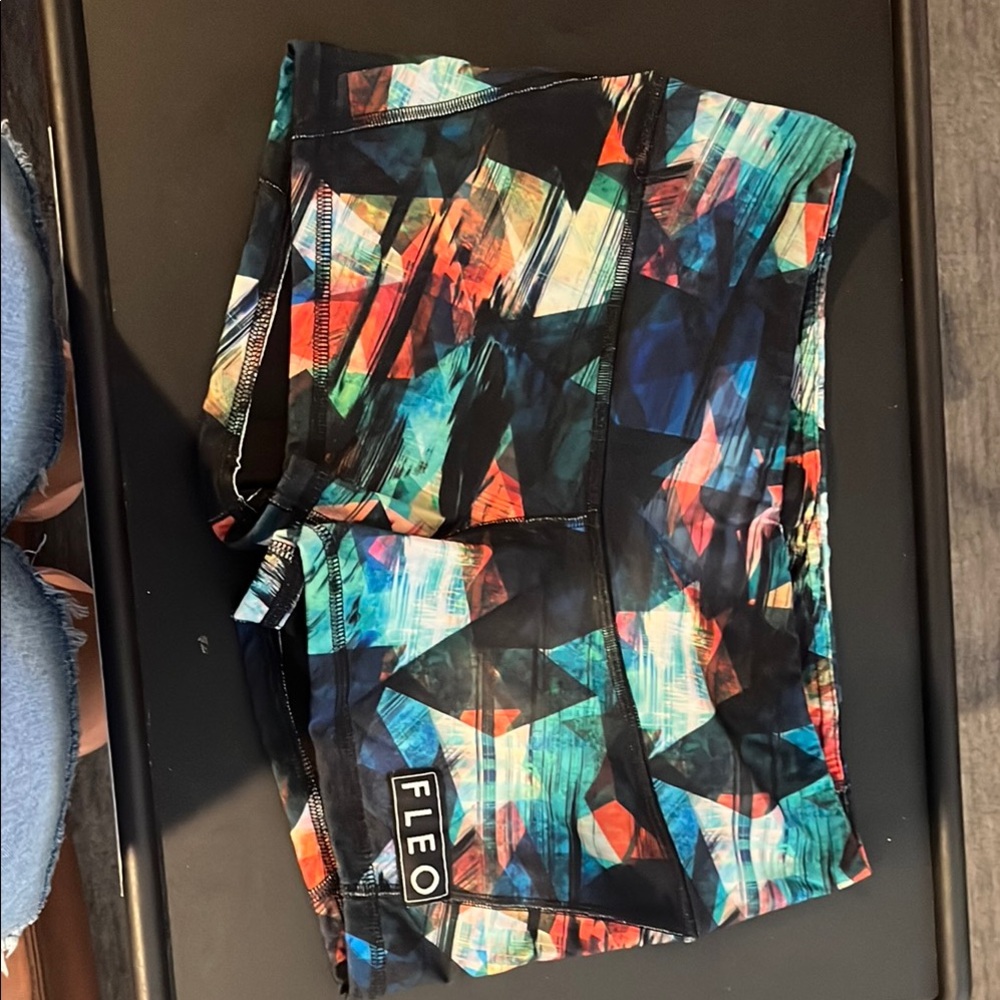 FLEO Colorful Geometric Print Shorts
